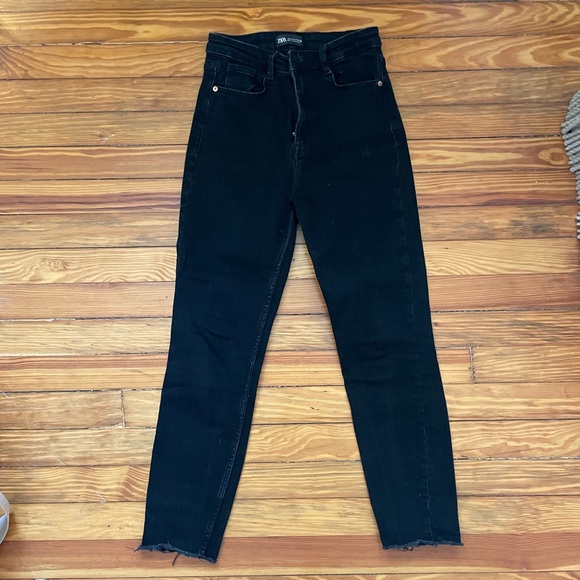 Black Zara Jeans - Picture 1 of 3
